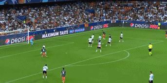 力压梅罗夺得金球奖,力压梅西的过人王