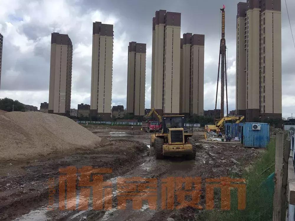 涓滃寳鑲叉墠涓侀婀栧皬瀛︿笌涓滃寳鑻辨墠,涓滃寳鑻辨墠瀛︽牎涓侀瀛﹀尯濂藉悧