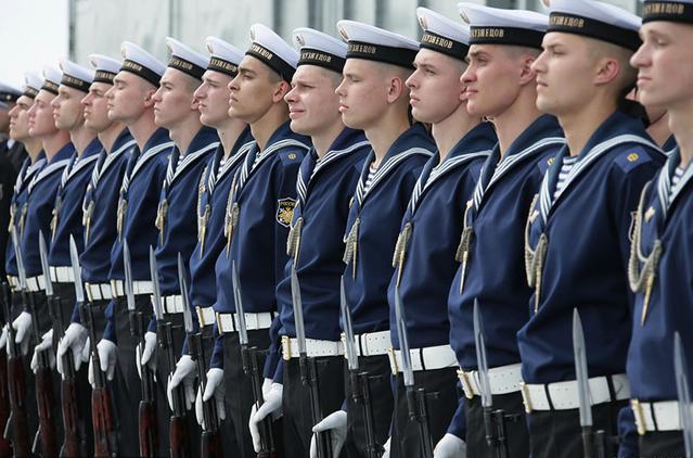 海军工资和陆军对比,美军海军收入