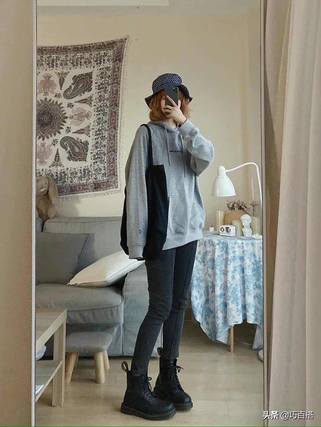 一双白色马丁靴冬天多种穿搭,有一双马丁靴该怎么搭配呢