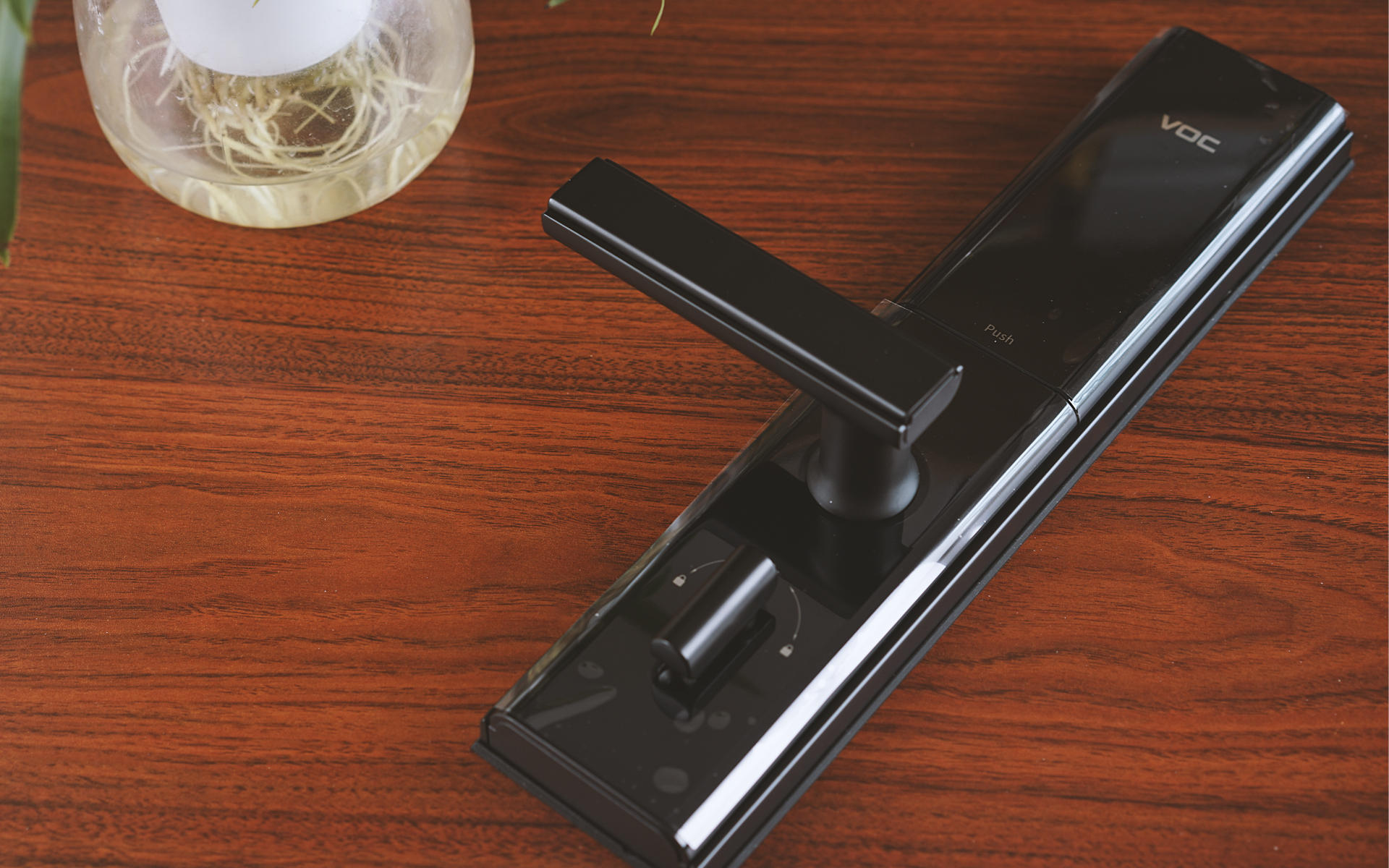 华为智选voc智能门锁s怎么充电,华为智选voc智能门锁与米家门锁