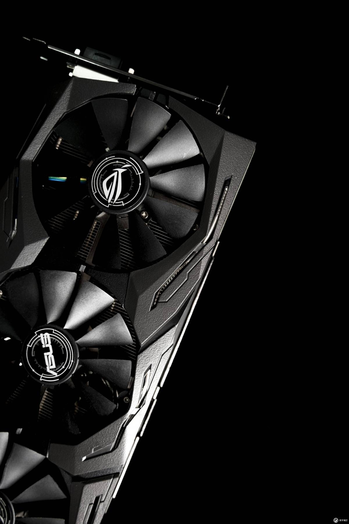 256内存黑苹果,苹果12大型翻车视频