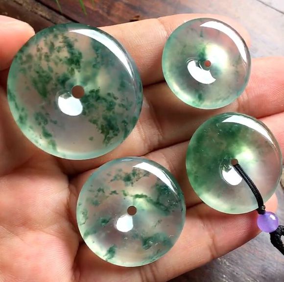 翡翠大叔小说全集,翡翠大叔的直播