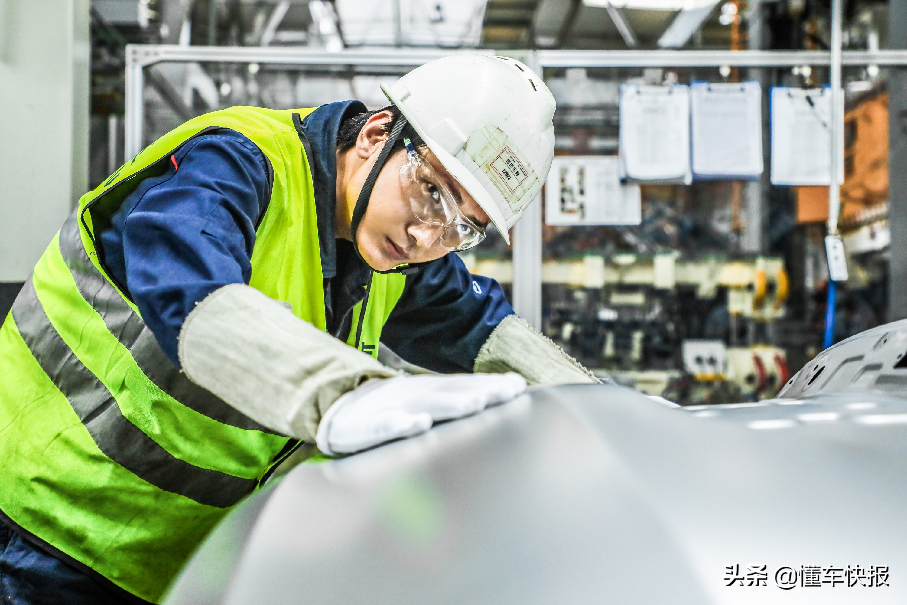 长安欧尚x7全场景智慧生态系统 (长安欧尚x7工厂模式)