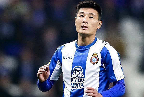 武磊巅峰身价已超郑智,国足高光之夜武磊一战封神