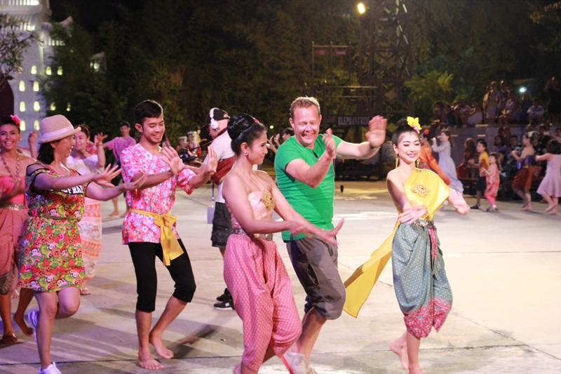 泰国普吉岛自驾游攻略2015视频,泰国普吉岛旅游攻略自由行