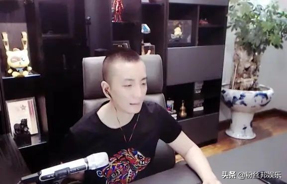 yy阿哲和七夜,yy七夜怎么出名的