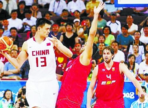 重温08中国男篮纪录片兄弟,追忆08年中国男篮