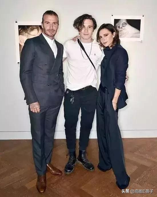 贝克汉姆大儿子利物浦,贝克汉姆大儿子是驼背吗