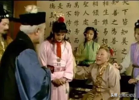 红楼梦里的春节,红楼梦的人怎么过端午节