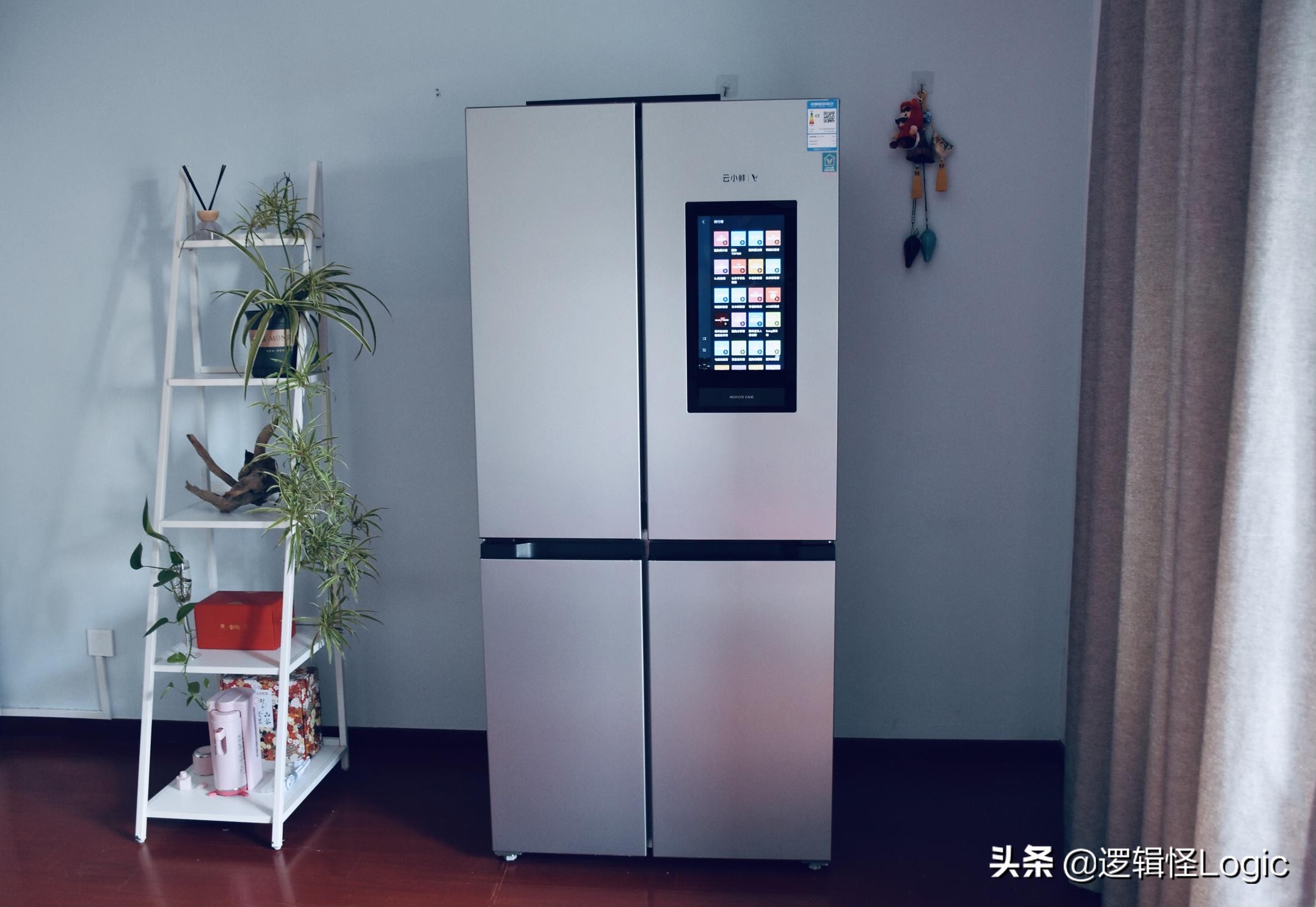 冰箱门内嵌触控屏，451L大空间，全屋家电互联，这款冰箱真秀
