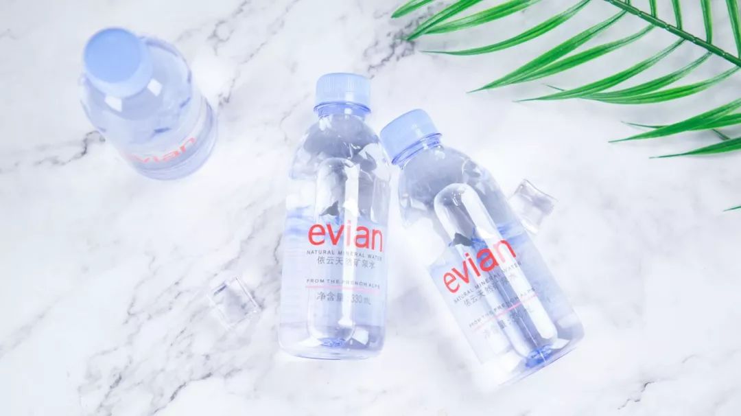 易烊千玺周边矿泉水,易烊千玺小众饮料