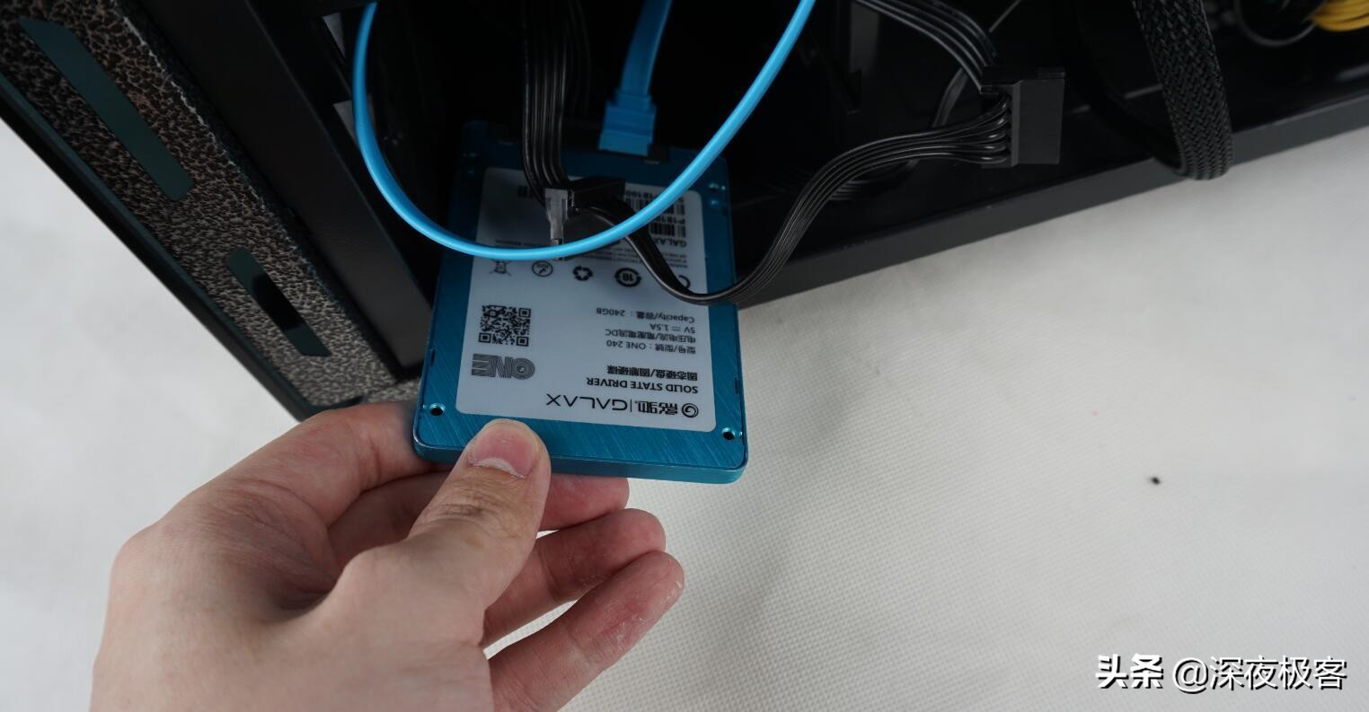 手把手教你装机教程,详细的装机教程你能看完吗