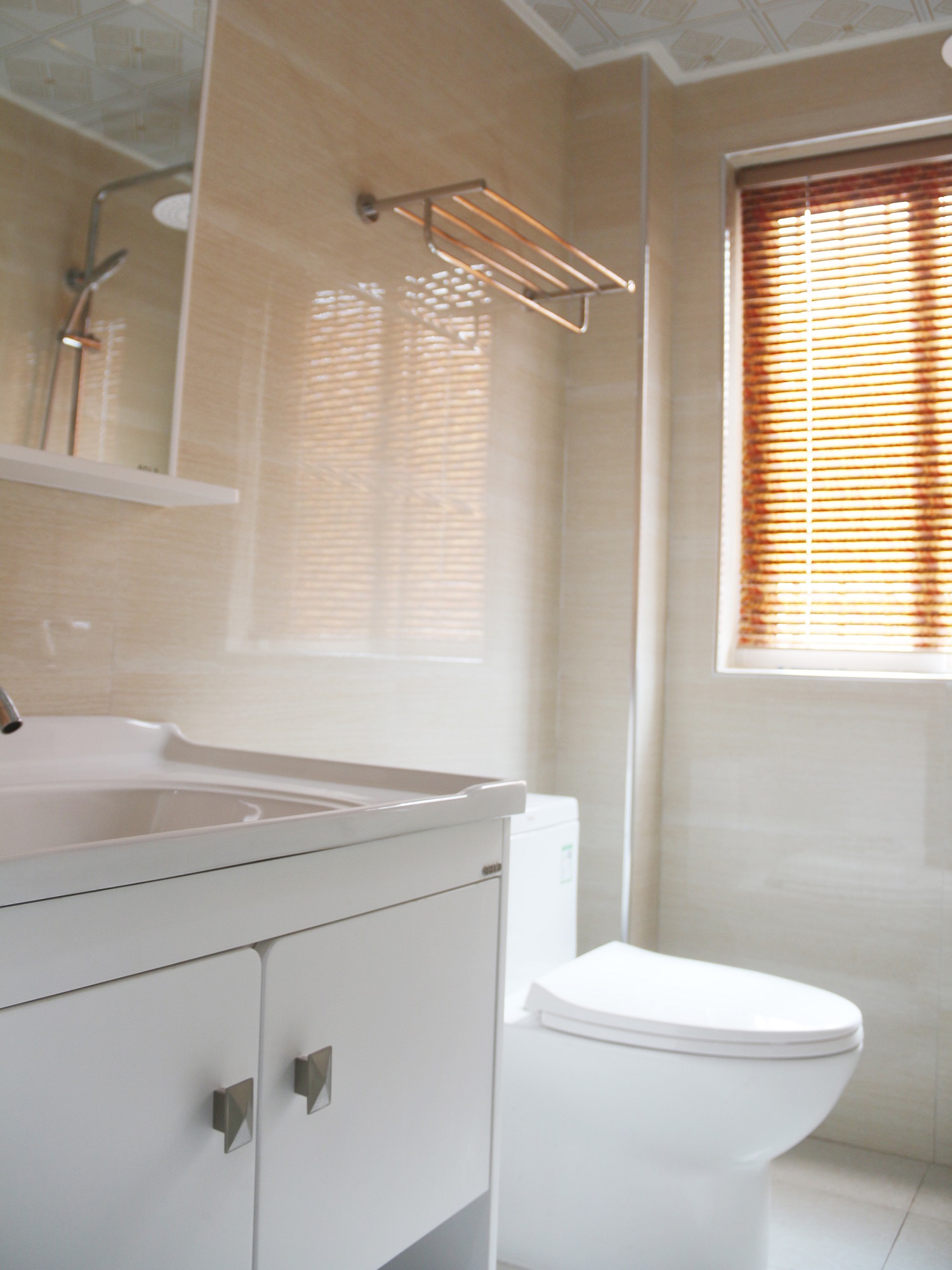 十年专注只为让你有一个温馨的家,用一生的爱筑一个温暖的家