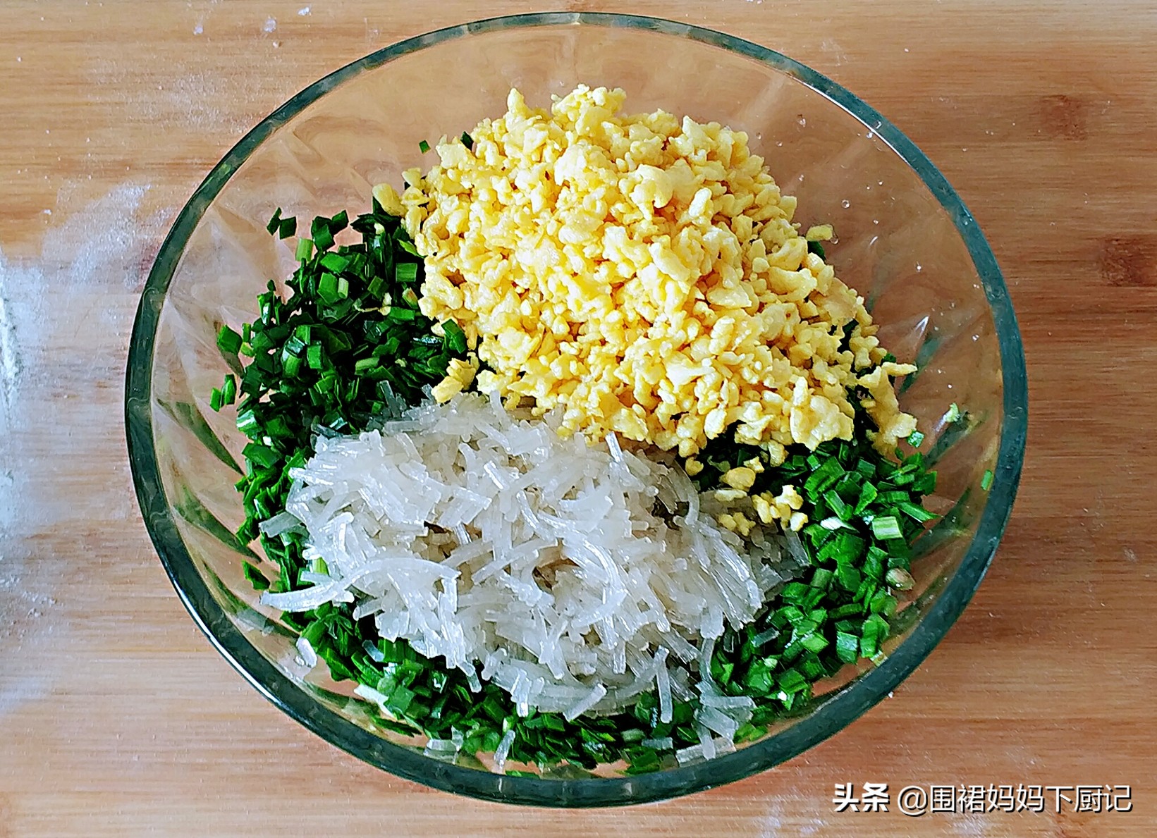 喜欢吃水煎包做不好？注意这2点，做出包子焦香酥脆、蓬松喧软