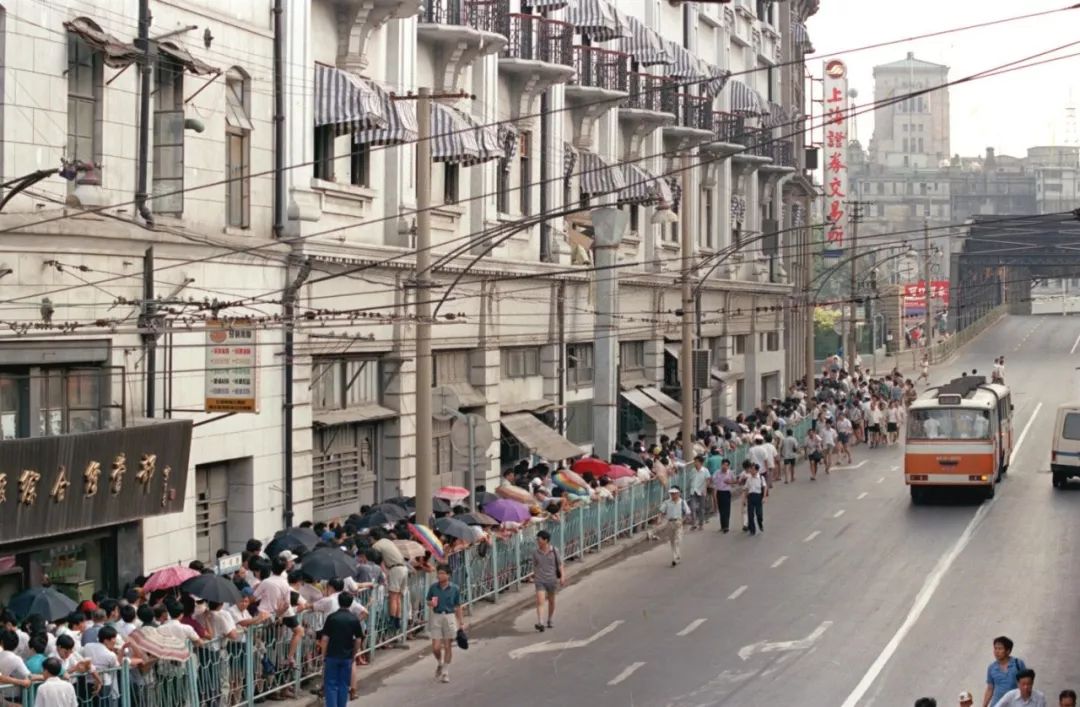 上海变迁40年视频,上海潮流图鉴