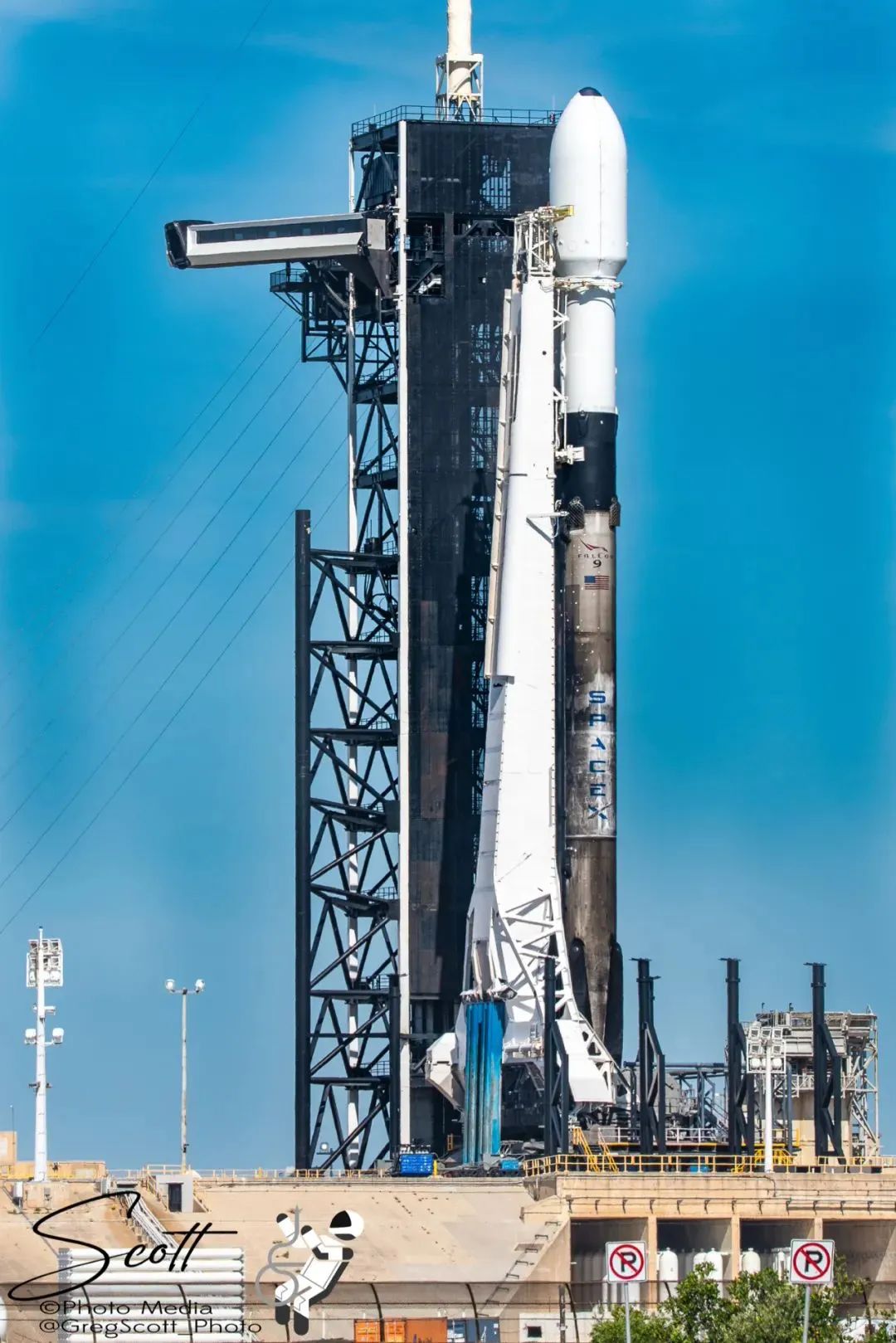 spacex整流罩完整版,spacex告别第二枚火箭