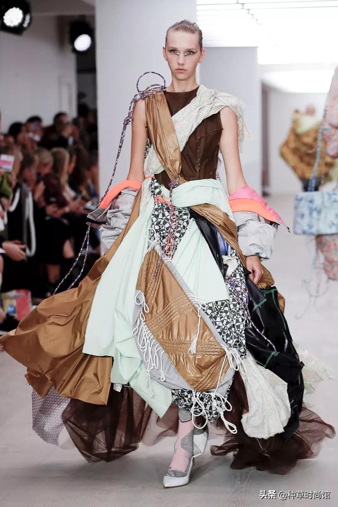 对不起是我不配什么梗,对不起是我不配伴奏