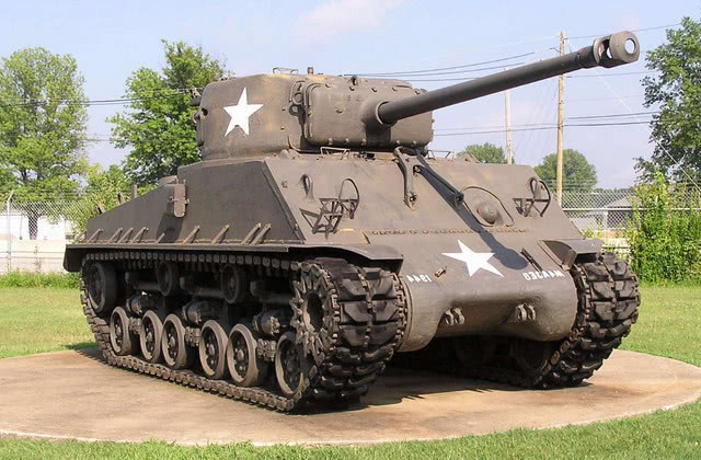 各种型号的谢尔曼m4坦克介绍,m4谢尔曼中型主战坦克最强型号