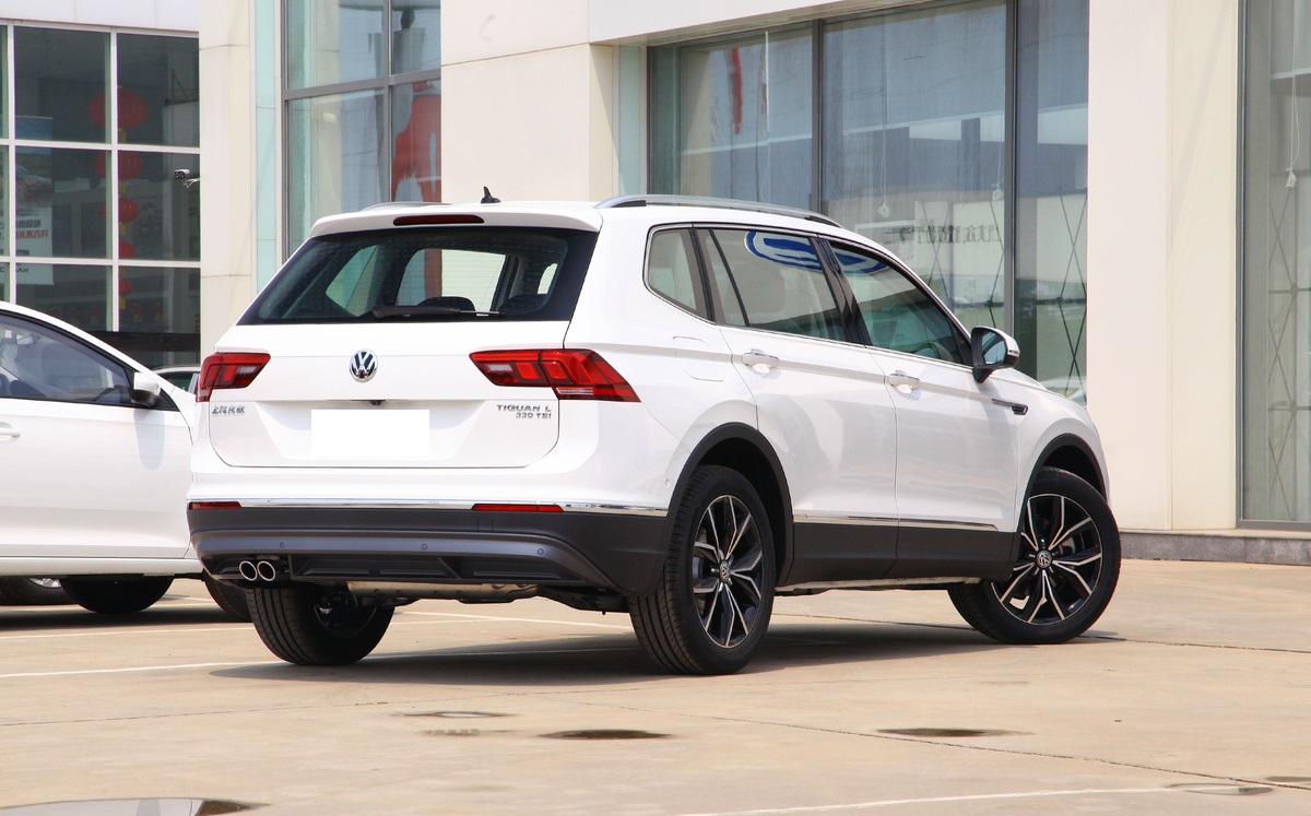 从21.88万跌至16.48万,途观L成降价王,果断放弃奇骏CR-V