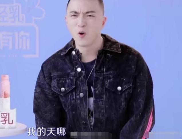 jonyj绌挎惌,jonyj绌挎惌椋庢牸