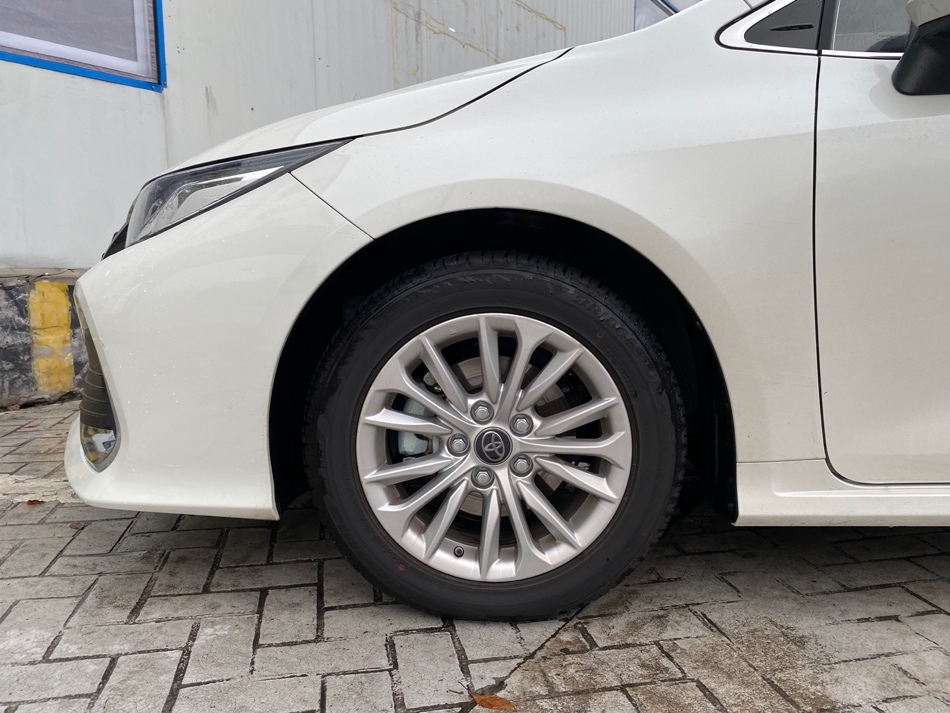 2023款丰田亚洲狮2.0燃油旗舰版,一汽丰田亚洲狮2.0豪华版