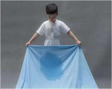 儿童八岁还尿床是肾虚引起的吗,孩子8岁尿床到底该不该叫