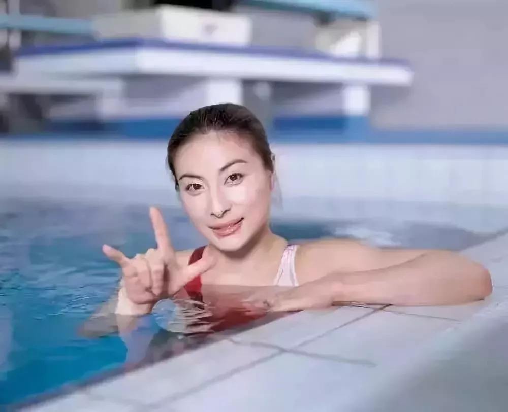 郭晶晶为奥运健儿保驾护航,郭晶晶是因为长相旺夫被霍家宠爱