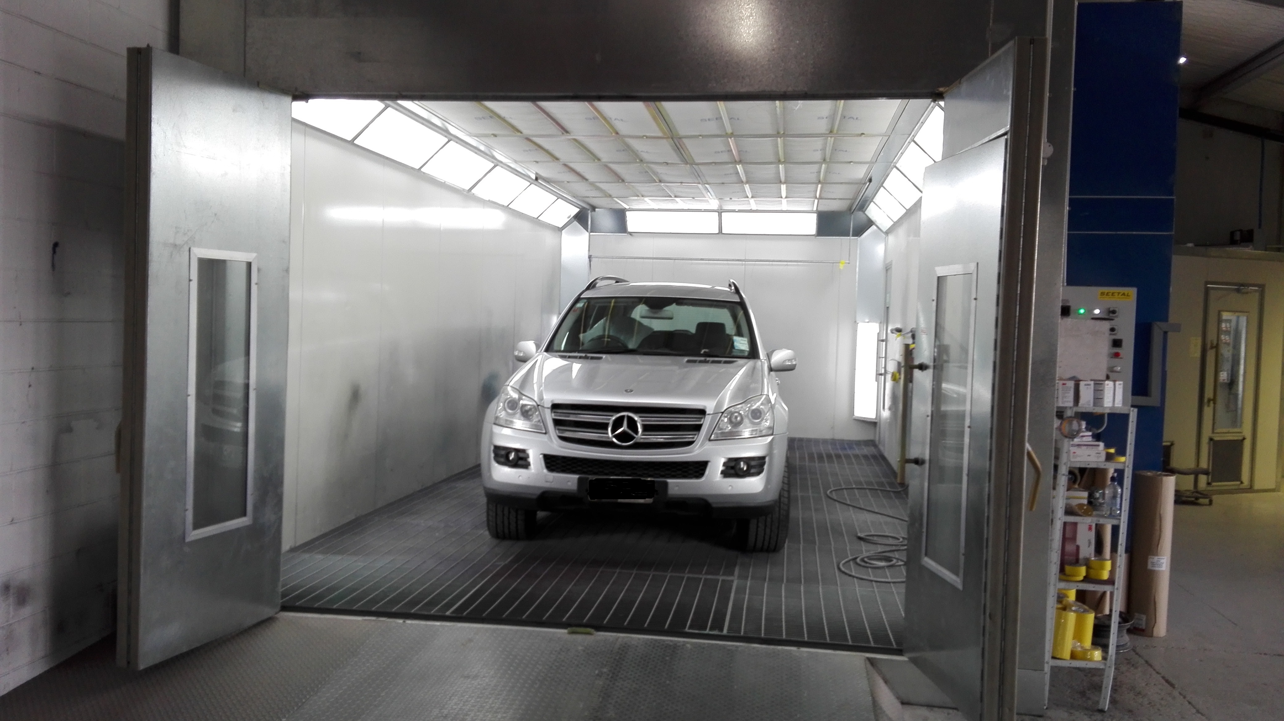 保险杠4s店喷漆和原厂漆区别,汽车喷漆怎么做到和原厂漆一样