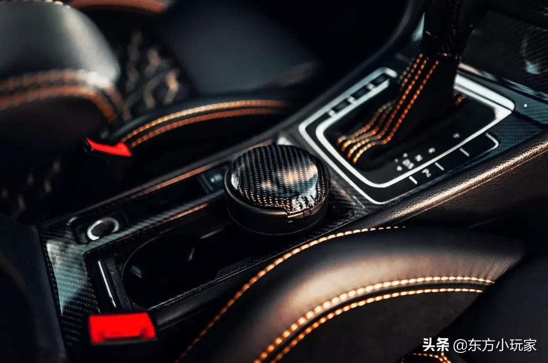 改装再好看,还是一辆“大众”还是带R的,她还是最后上他的奔驰