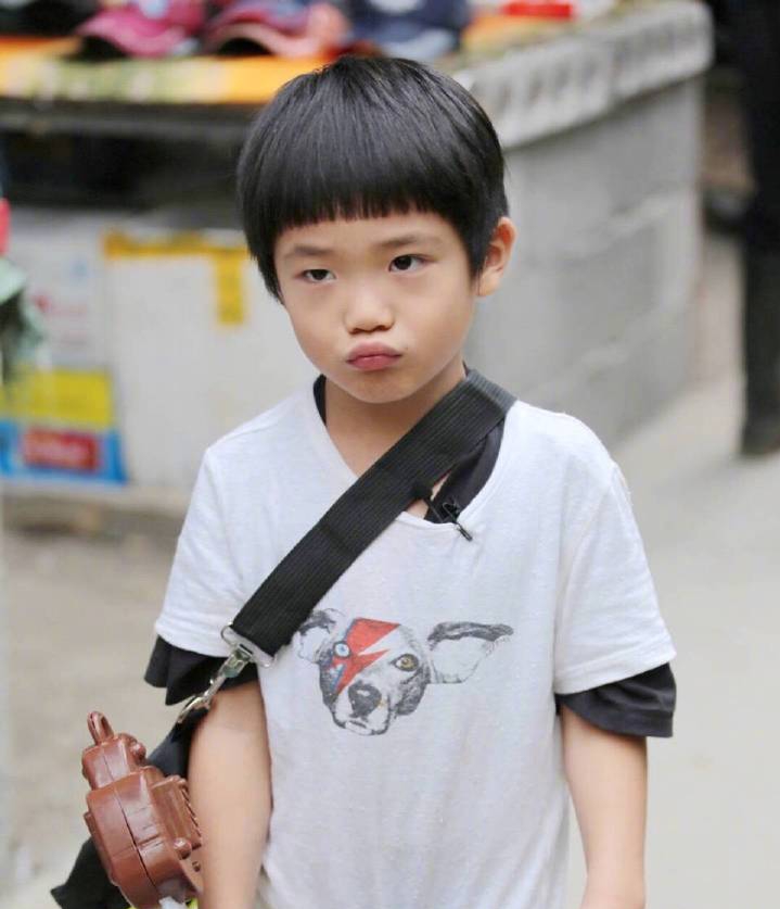 曹格儿子14岁近照,曹格儿子长大后的样子