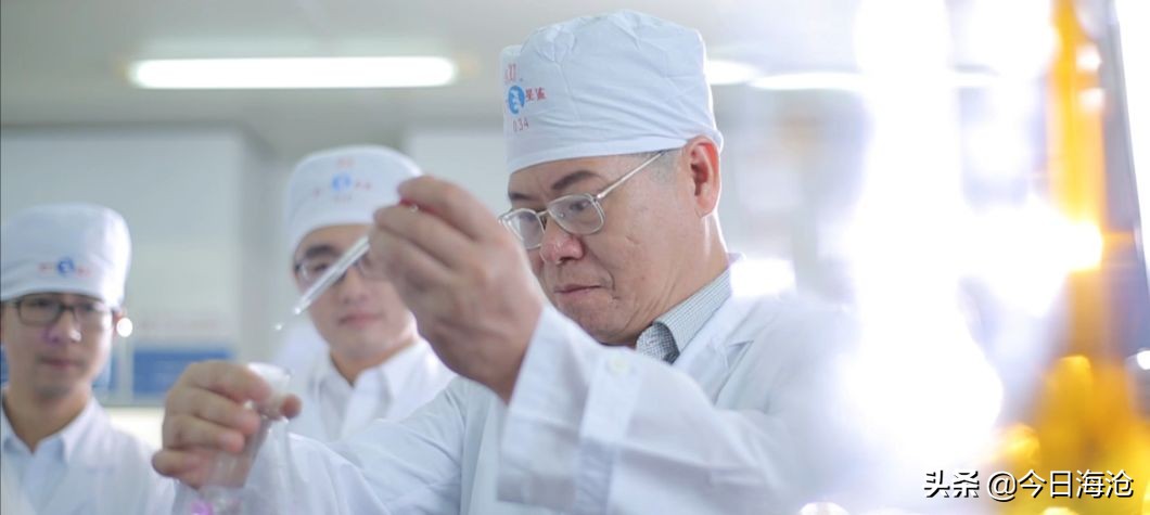 厦门二个双子塔区别,厦门排名第一的是谁