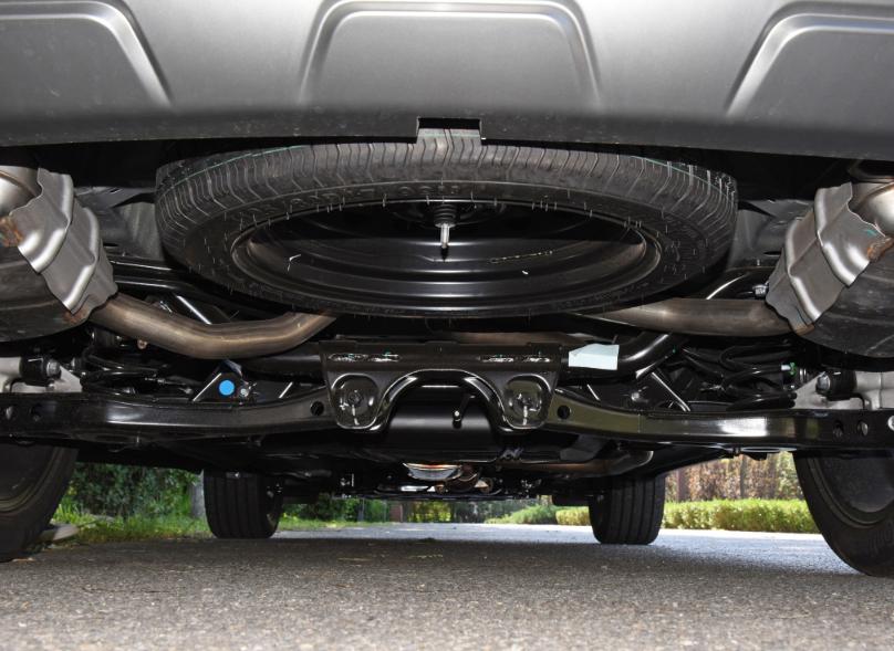 15到20万的中型suv六座油耗低的车,哪款SUV车省油而且性能好适合家用