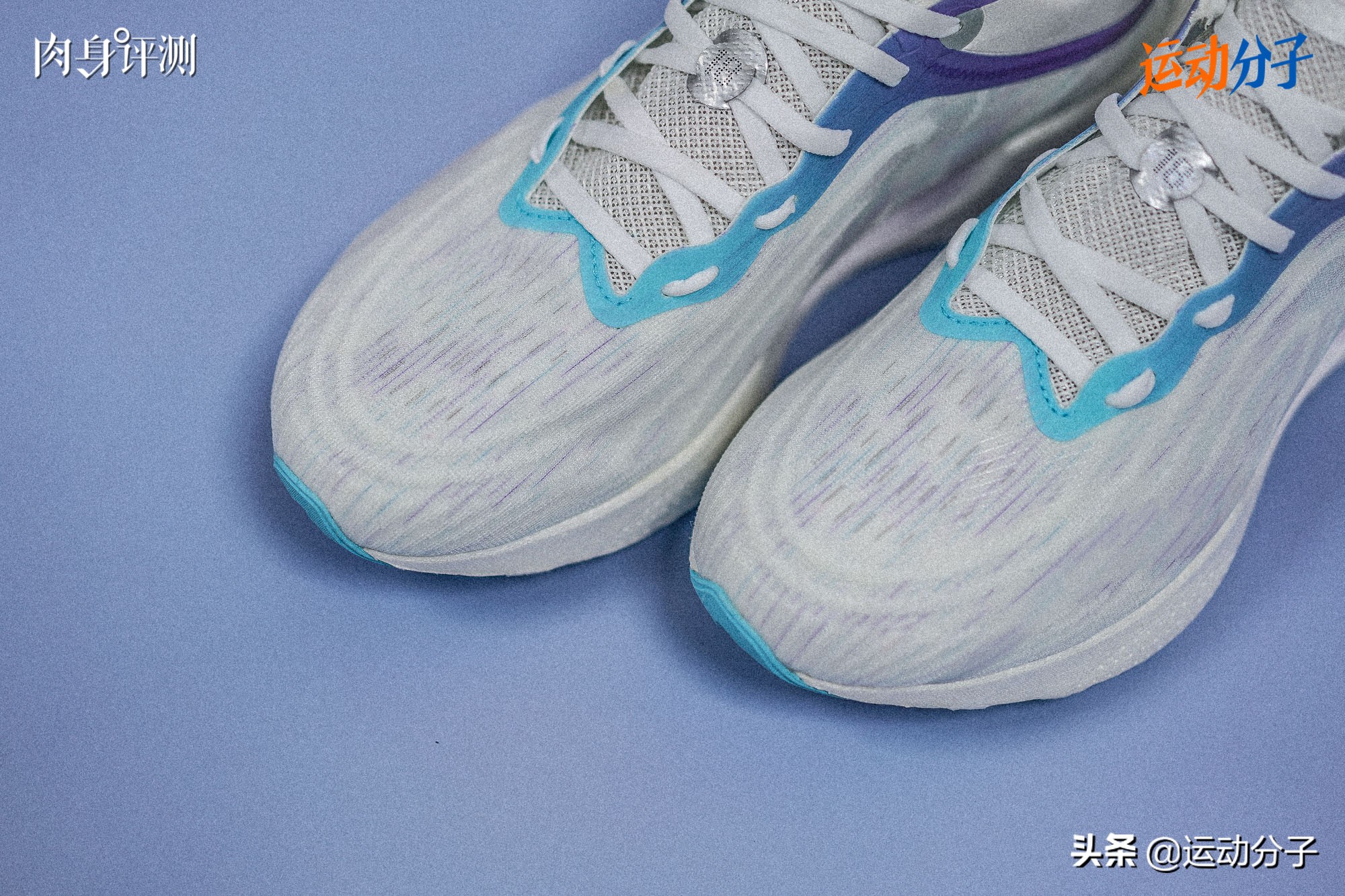 李宁超轻18代回弹,李宁超轻18的会变硬吗