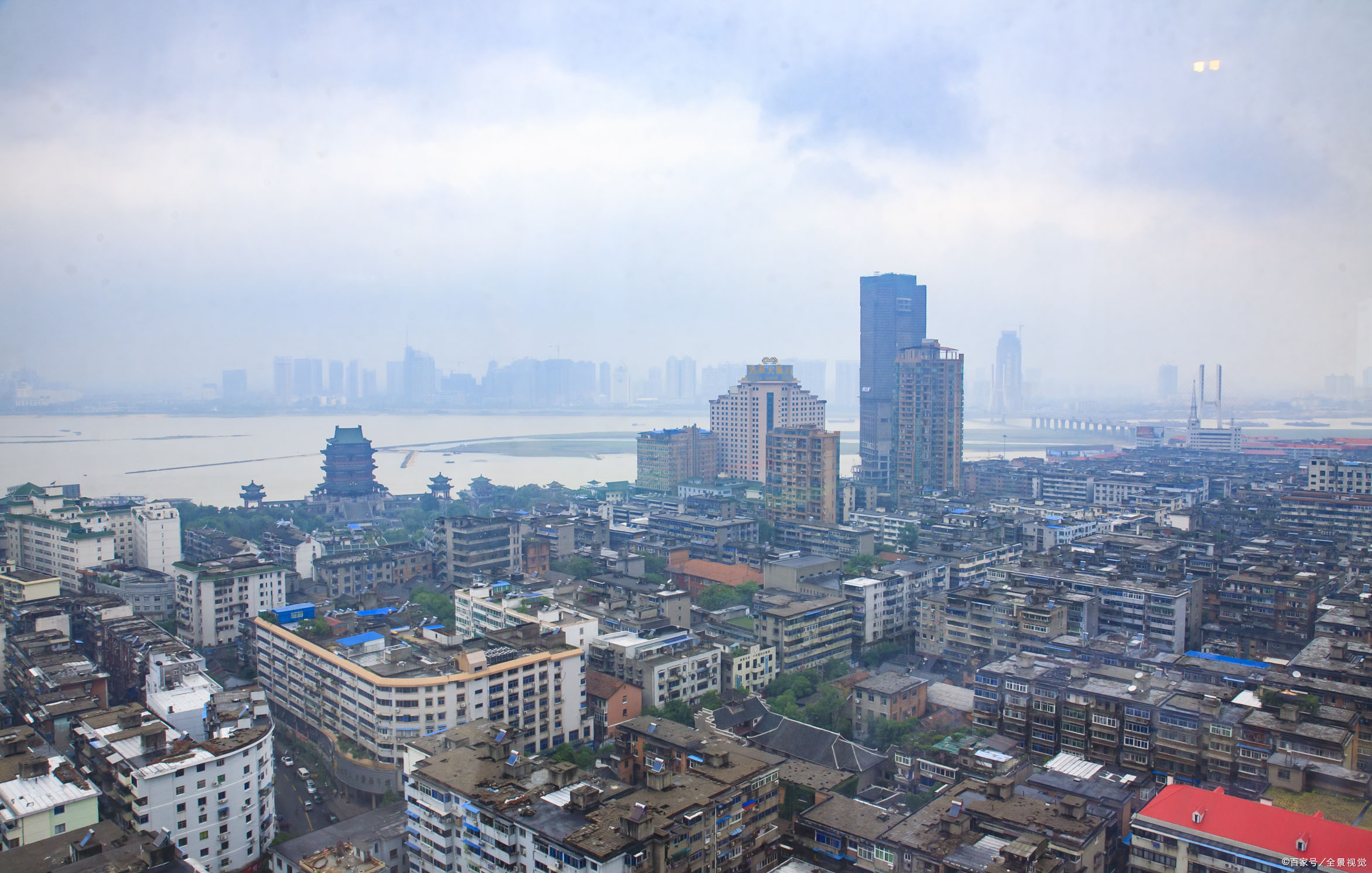 江西师大附中滨江校区2021年名单,江西师大附中滨江和老校区哪个好