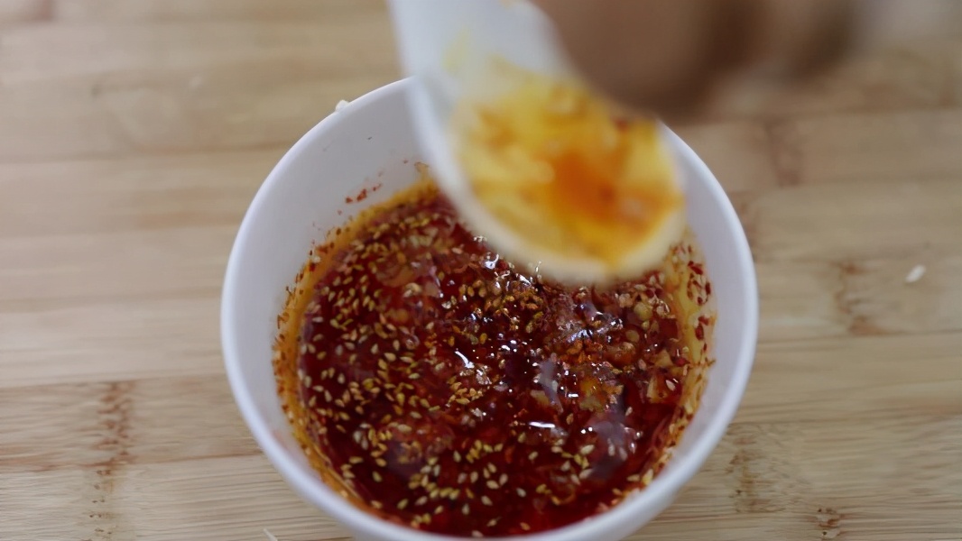 蒜泥豆角土豆茄子的家常做法,蒜泥扁豆角的家常做法窍门视频