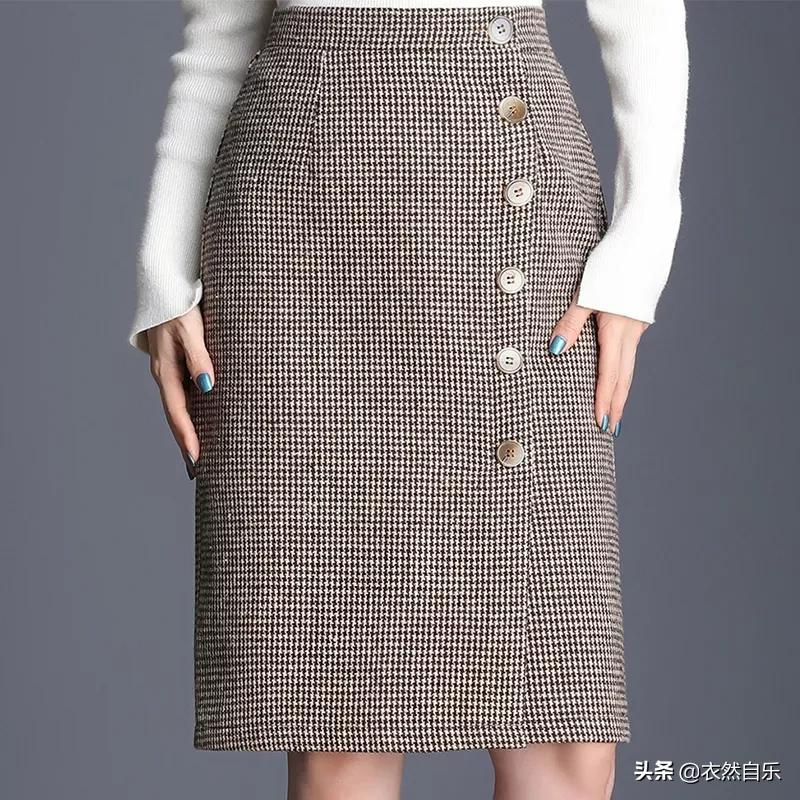 服装新款减龄显瘦短裙,服装女装时尚气质小个子短裙