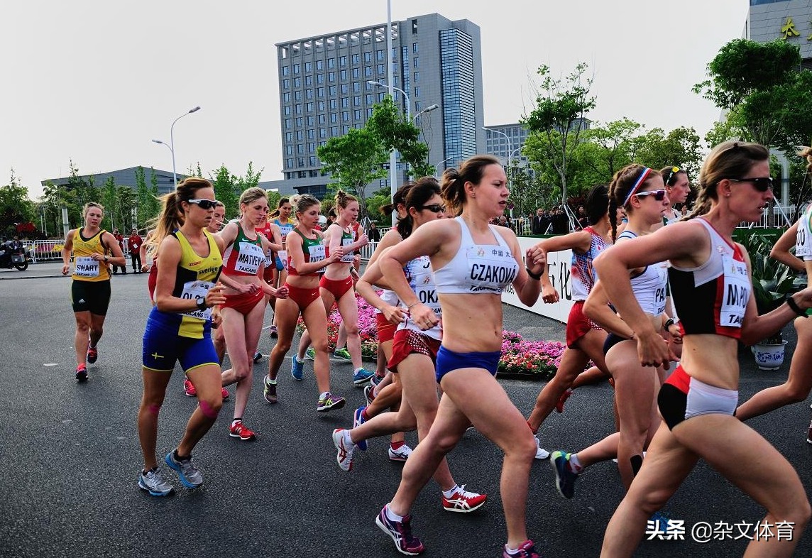 中国足球教练被处罚视频,田径生被教练罚