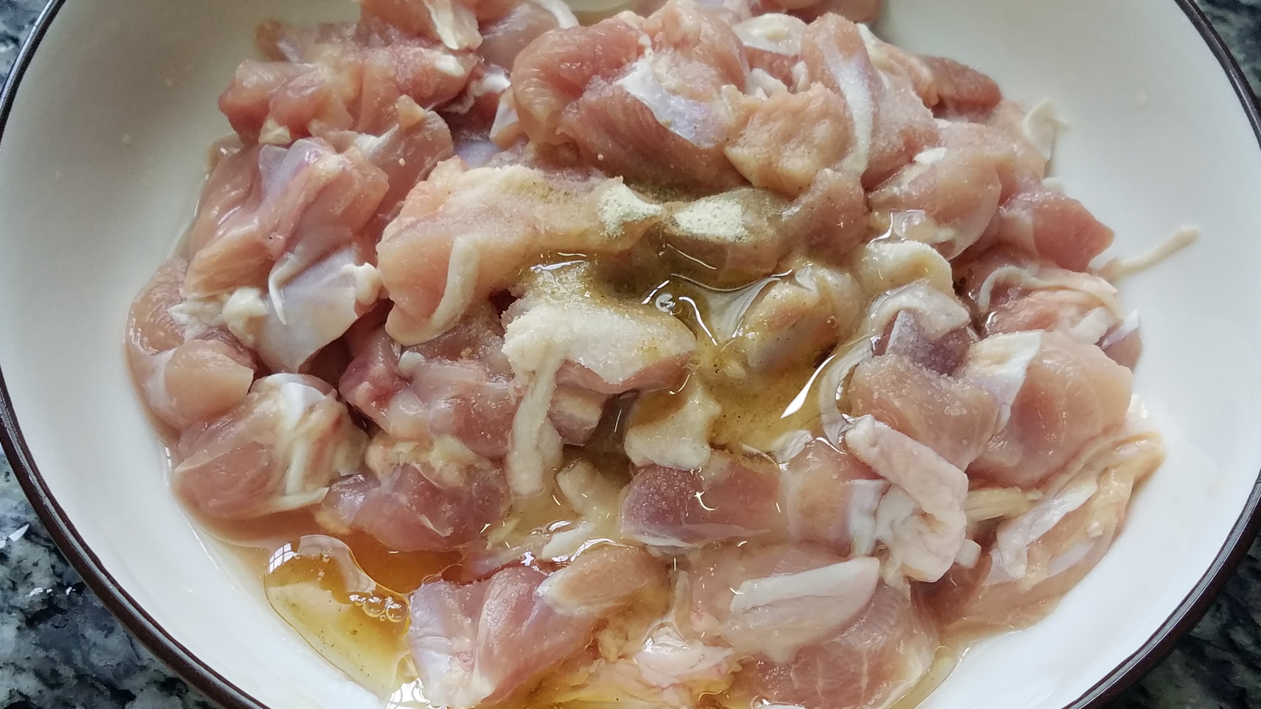 鸡腿炒洋葱的做法简单又好吃,鸡腿洋葱土豆的做法大全家常