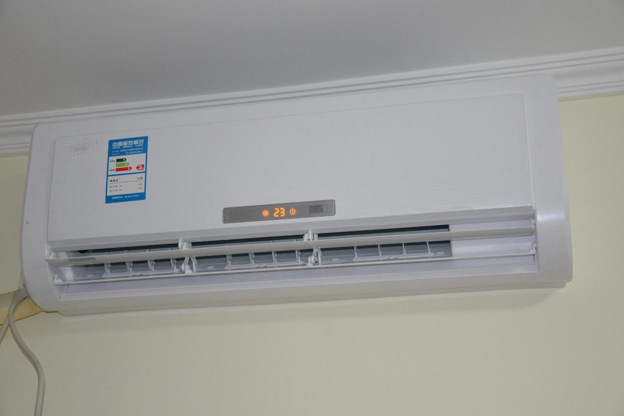 外墙悬空机位怎么装两个空调,外墙只有一个机位怎么选空调