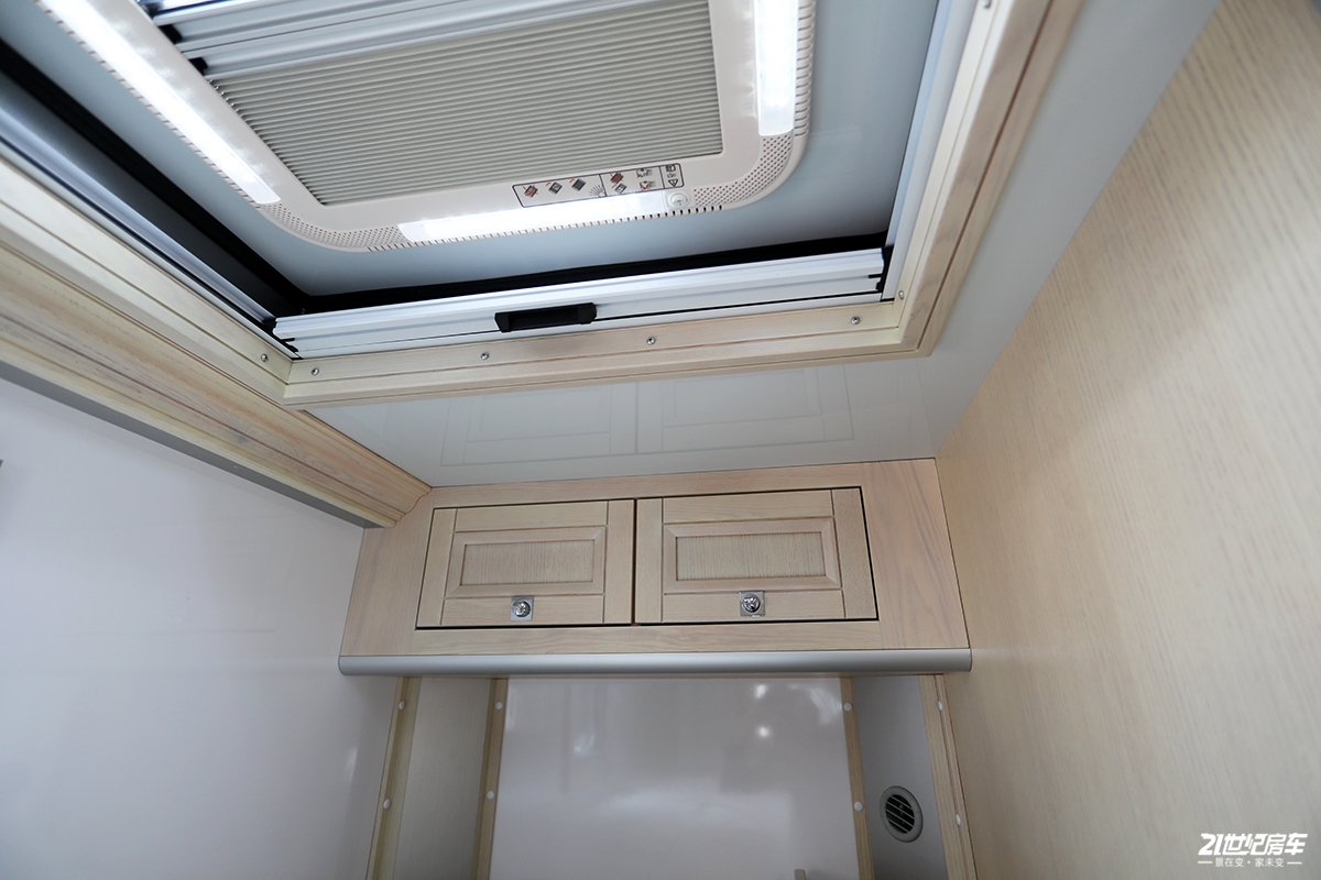 重汽越野房车最新4驱版,顶级进口man四驱越野房车