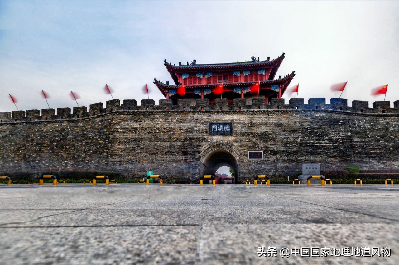 金庸小说里的襄阳在哪里,金庸笔下的襄阳城是哪里