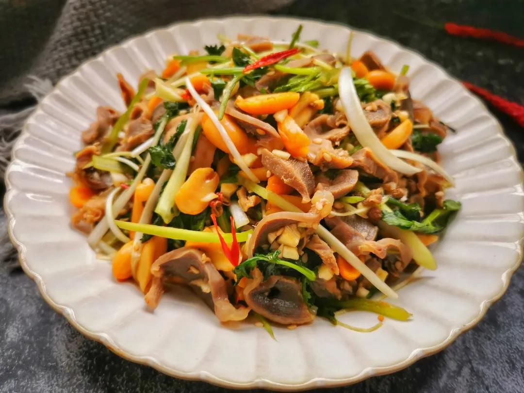 鸡胗怎么拌凉菜做好吃又软烂,大爷做辣炒鸡胗香辣爽脆超级下饭