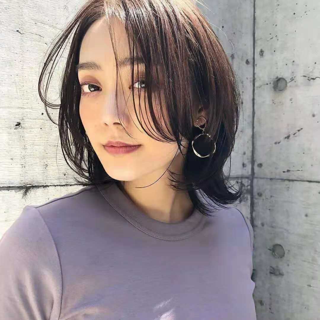 女士四十留什么样短发好看,四十的女人适合什么短发型