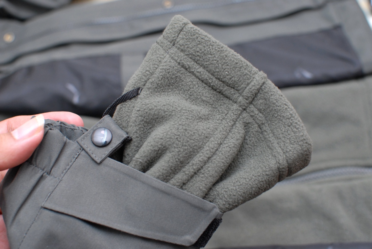 沙乐华冲锋衣能排第几,沙乐华和狼爪冲锋衣哪个好