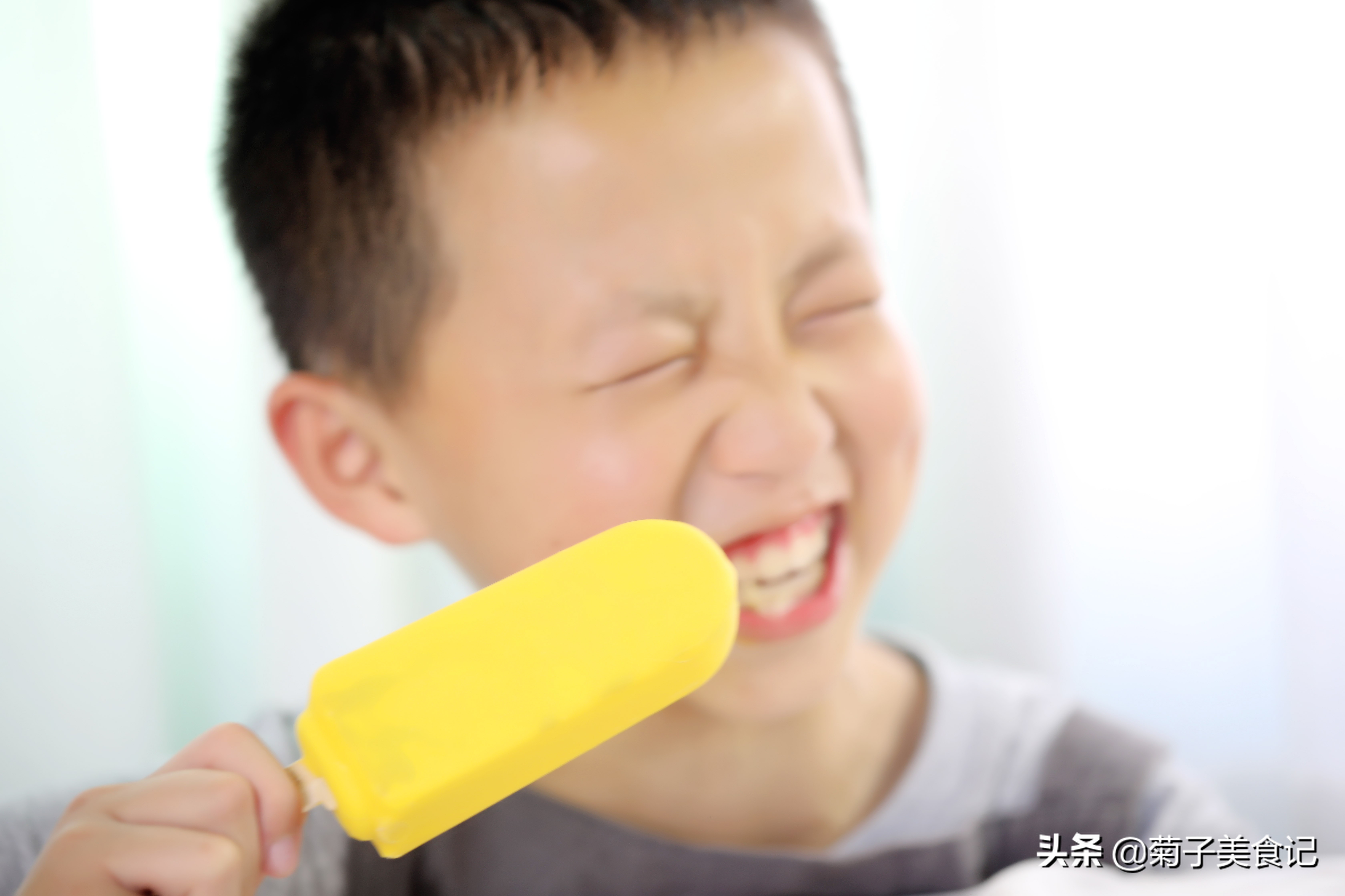 夏天少不了的冰淇淋,夏天雪糕冰淇淋