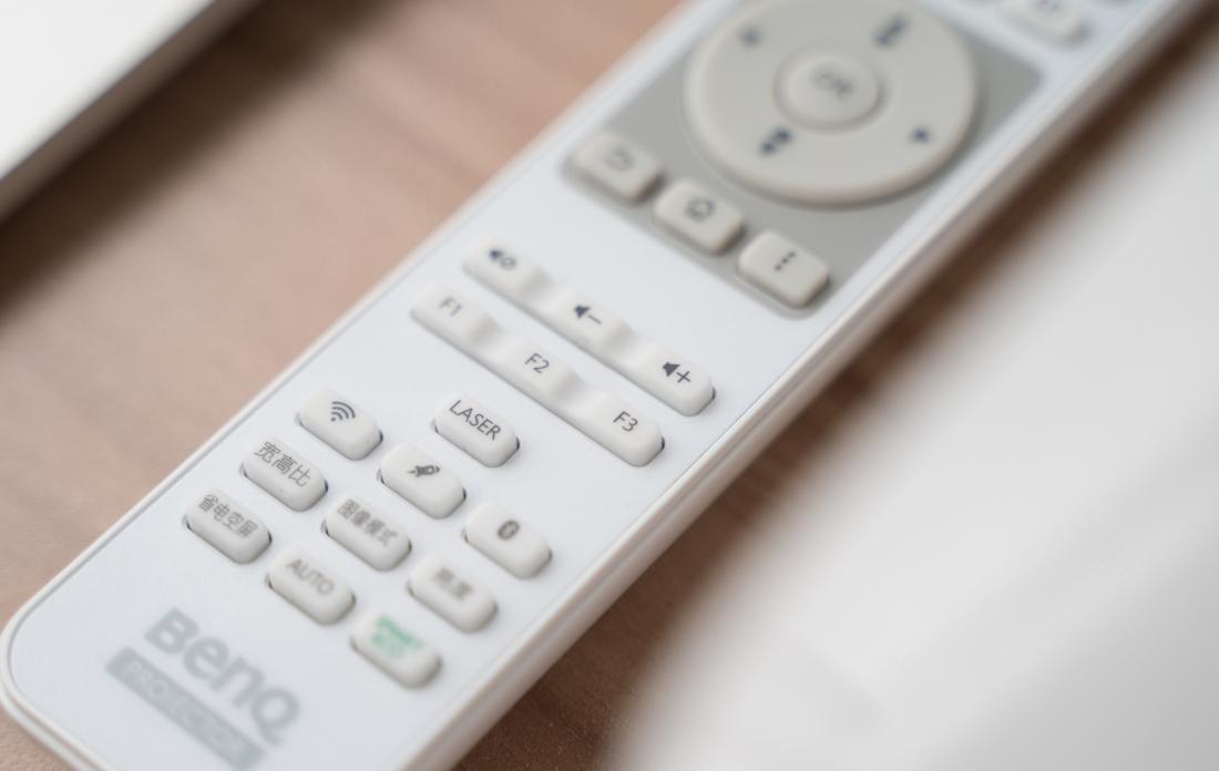 明基e520办公投影仪轻体验,明基智能商务投影机e540