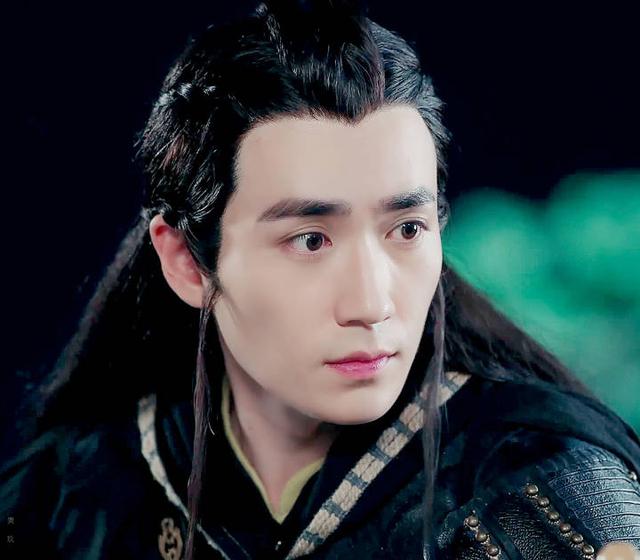 镇魂为什么会有两个版本,镇魂为什么会爆款