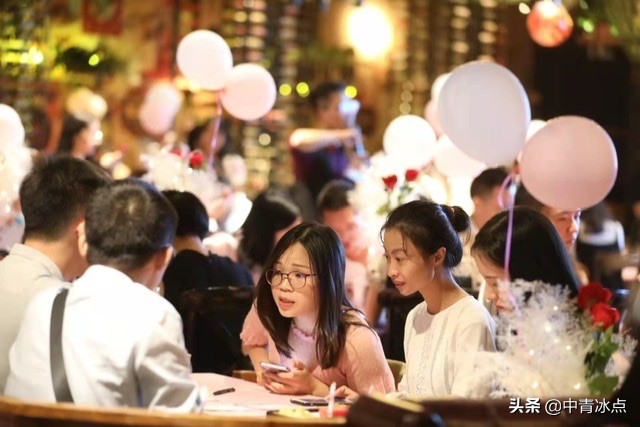 北京中产女孩与河南农村博士的爱情故事，买房生娃都遭遇重压，亲友网友齐劝分