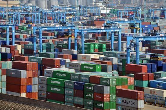 10万平方公里，1.64万亿美元GDP，被财阀控制的韩国真的是小国吗